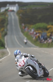 Motorcycle-Mojo_06_Isle-of-Man
